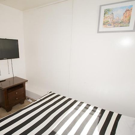 Hostel Metro Warsaw Ngoại thất bức ảnh