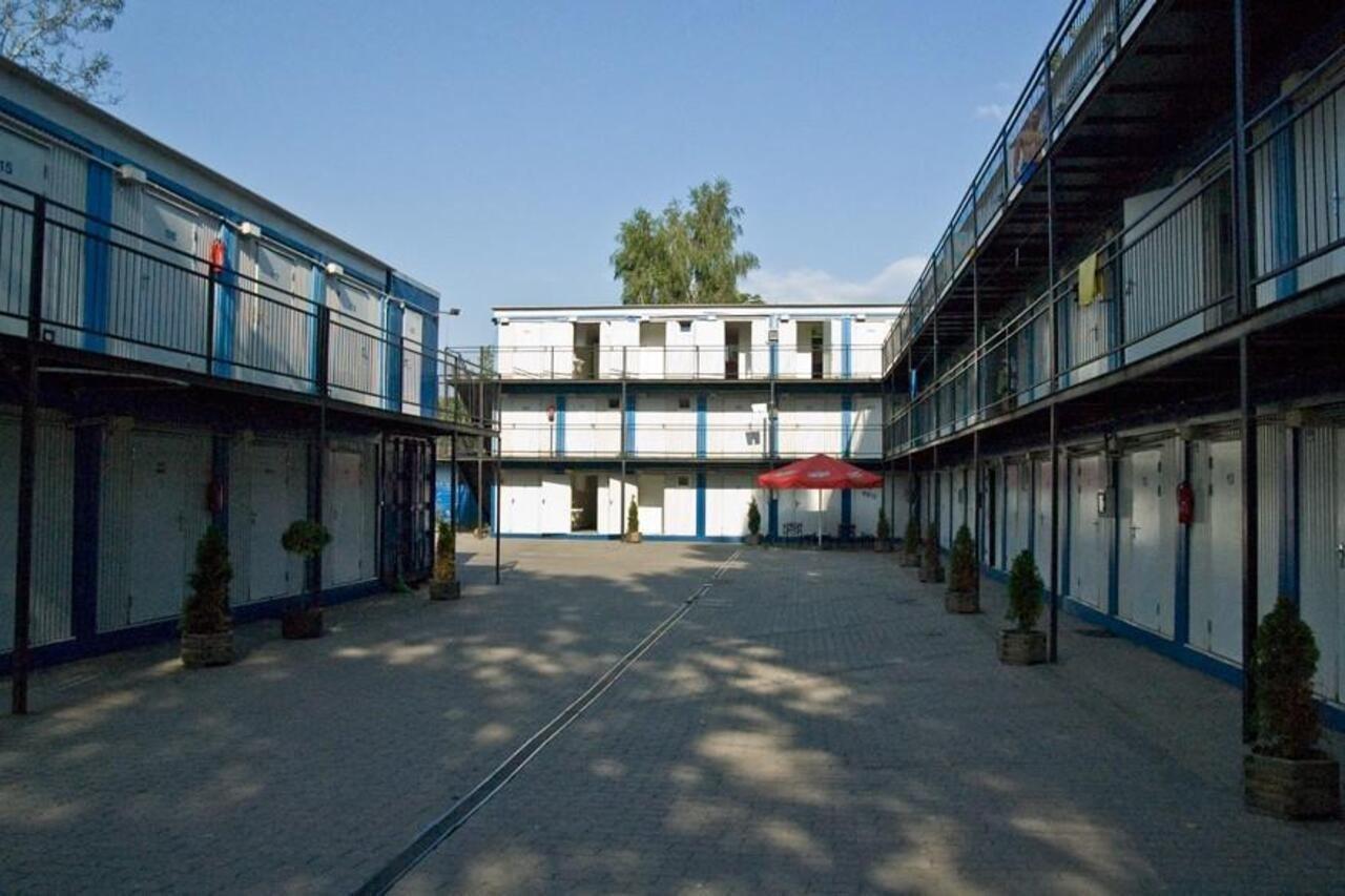 Hostel Metro Warsaw Ngoại thất bức ảnh